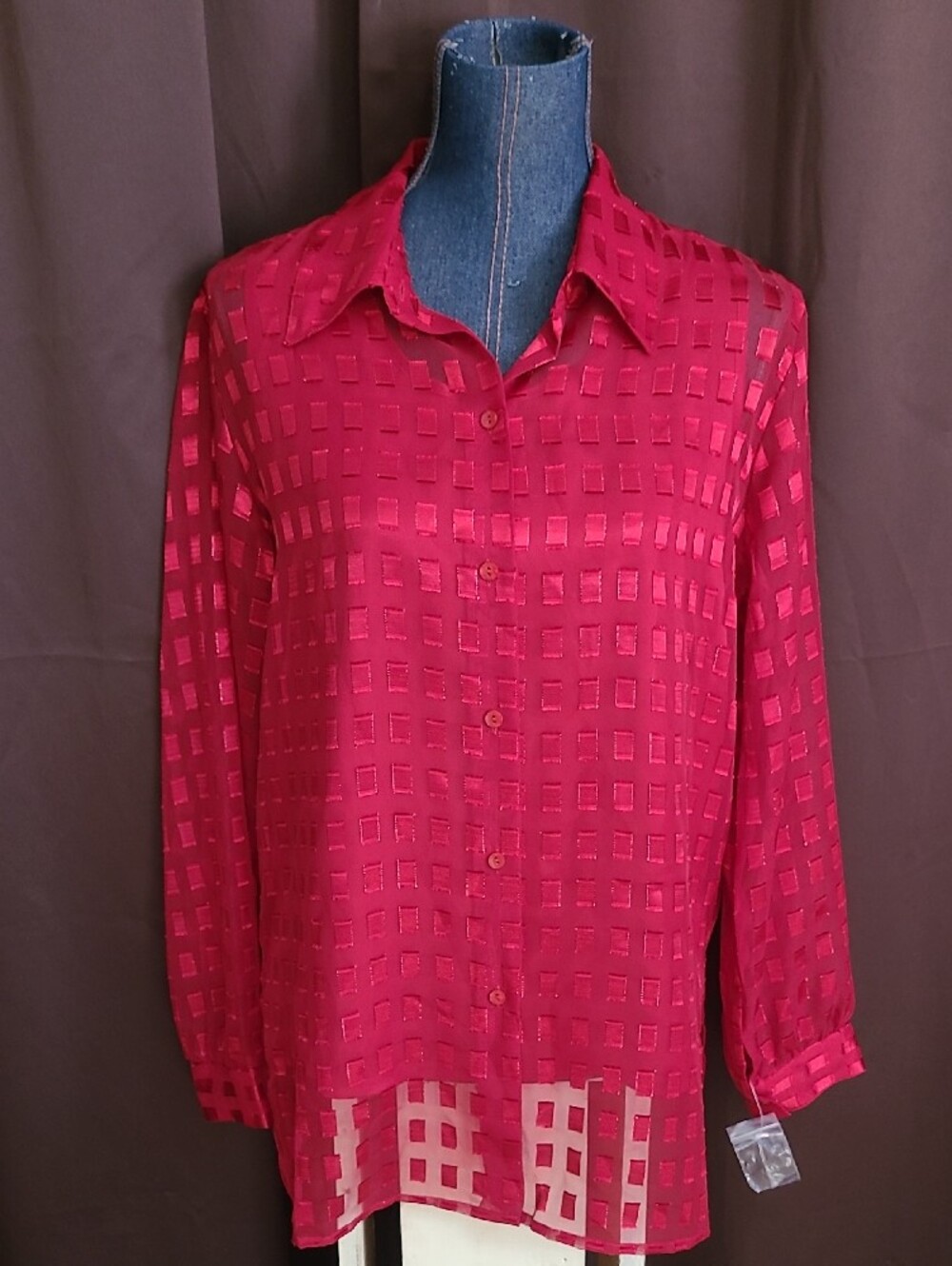 Voir Collection Women's Cherry Red Sheer Blouse And Tank - Picture 3 of 12
